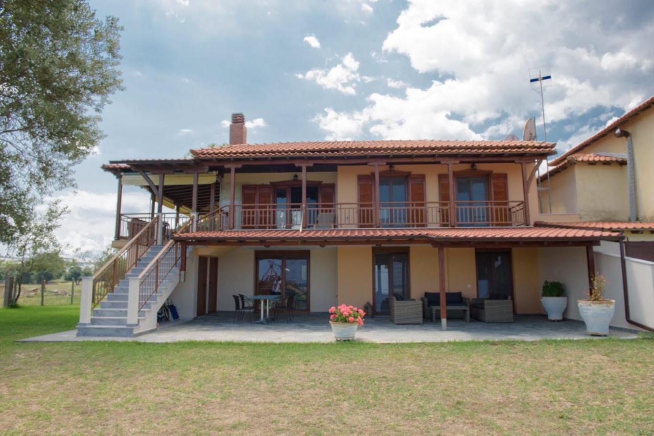 Villa Ilyos Ierissos Bagian luar foto