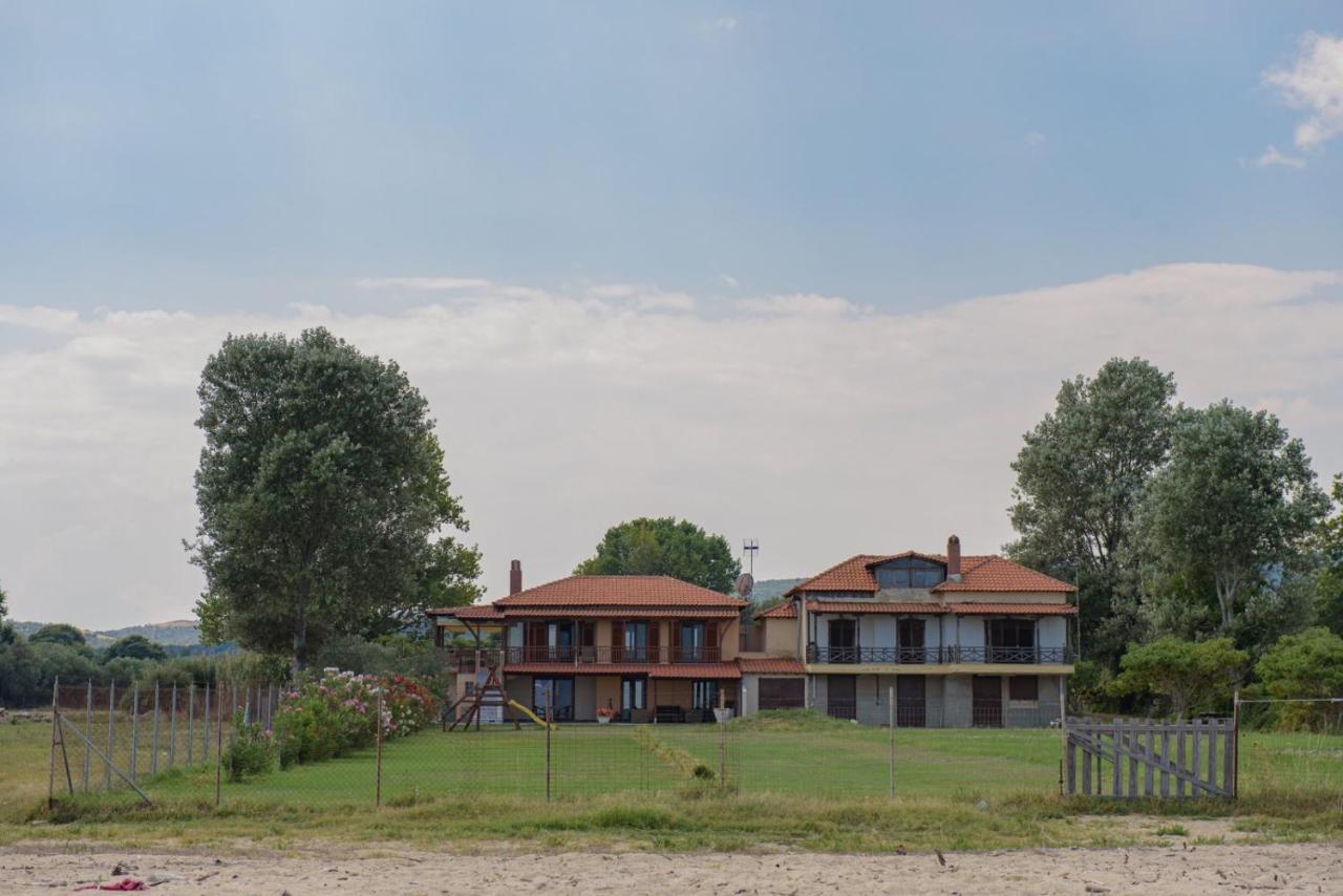 Villa Ilyos Ierissos Bagian luar foto